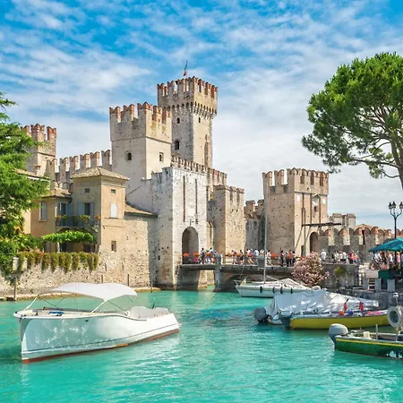 Relais Nanzello Garda Living 1 And 2 Σπίτι διακοπών