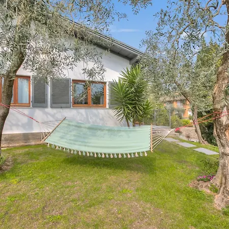 Relais Nanzello Garda Living 1 And 2 * Limone sul Garda